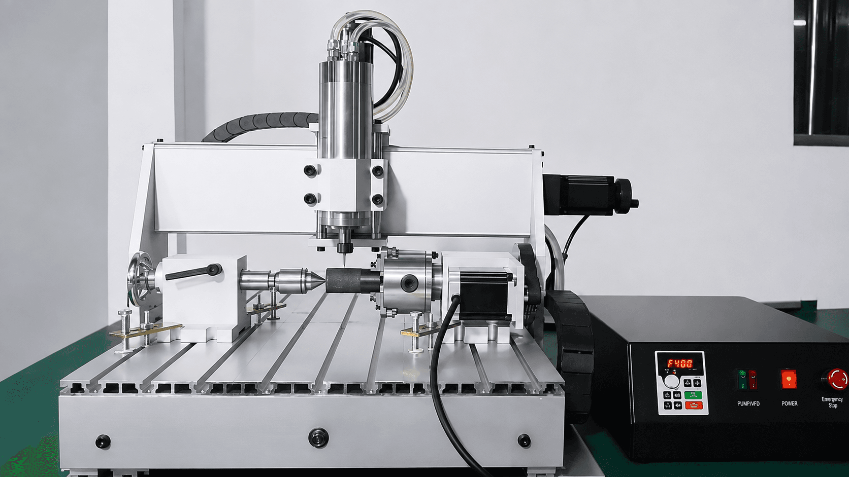 Fresado CNC de 4 Ejes con Cabezal Rotativo